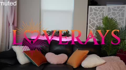 Back from Vacay  Follow for more here  online show from November 29, 11:08 pm