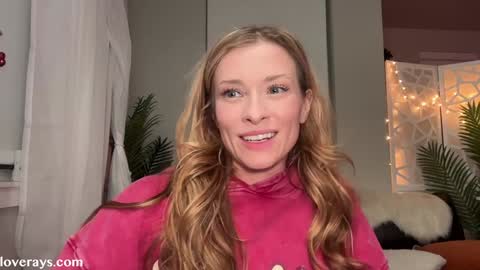 Back from Vacay  Follow for more here  online show from January 7, 4:26 am