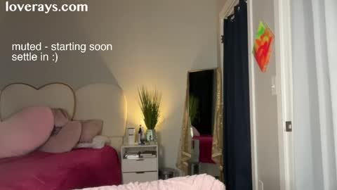 Back from Vacay  Follow for more here  online show from April 13, 2:50 am