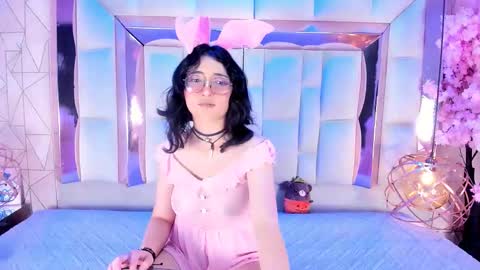 sara  online show from November 4, 5:50 am