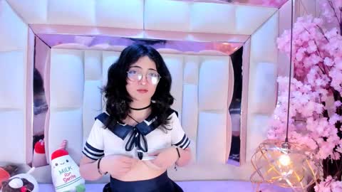 sara  online show from December 16, 6:07 am