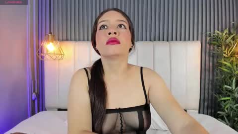 Sara   online show from February 5, 8:46 pm