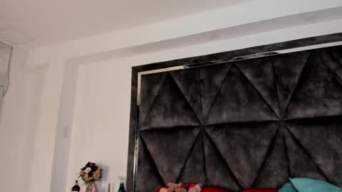  Sara  online show from November 30, 12:42 pm