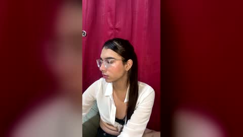 sarasaenz999 online show from April 9, 8:53 am