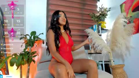 Snapshot of saray_cum chatting on October 14, 9:37 pm saray online show from October 14, 9:37 pm