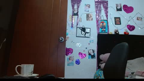 Sara Jimenez online show from December 21, 7:56 am