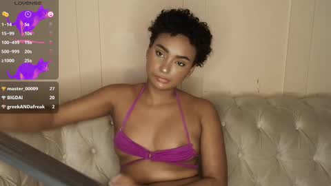 Snapshot of saray_mardez chatting on February 26, 3:41 pm Saray Mardez online show from February 26, 3:41 pm