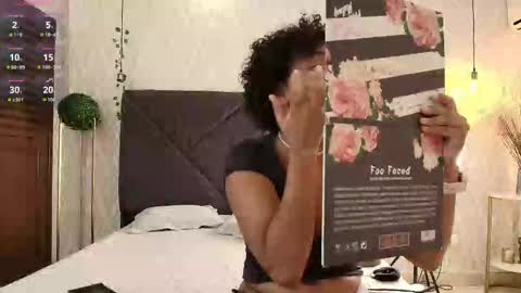 Snapshot of saray_mardez chatting on September 10, 12:27 pm Saray Mardez online show from September 10, 12:27 pm