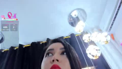 Snapshot of sarayroyse chatting on November 26, 7:26 pm Saray online show from November 26, 7:26 pm