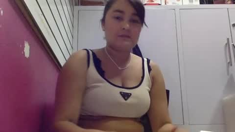 Snapshot of sarayx chatting on April 21, 5:39 pm mery online show from April 21, 5:39 pm