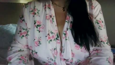 Snapshot of saretta46 chatting on April 27, 11:25 pm Sara online show from April 27, 11:25 pm