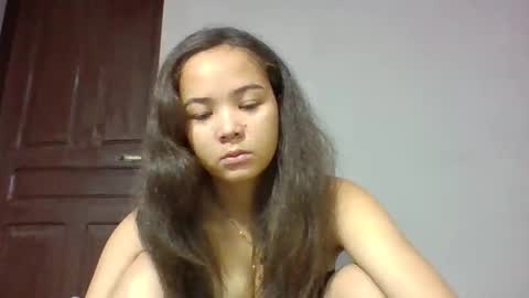 Snapshot of sarhon917962 chatting on June 3, 6:05 am sarhon917962 online show from June 3, 6:05 am