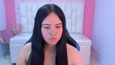 Snapshot of sarita_09_s chatting on June 9, 8:09 pm Sara online show from June 9, 8:09 pm