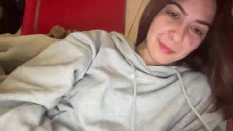 Snapshot of sarrah_rossy chatting on March 9, 7:15 pm Sarrah online show from March 9, 7:15 pm