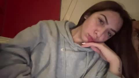 Snapshot of sarrah_rossy chatting on March 10, 2:06 am Sarrah online show from March 10, 2:06 am