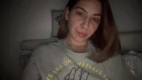 Snapshot of sarrah_rossy chatting on March 11, 11:37 pm Sarrah online show from March 11, 11:37 pm