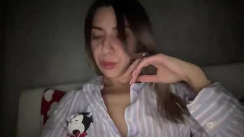 Snapshot of sarrah_rossy chatting on November 14, 10:51 pm Sarrah online show from November 14, 10:51 pm