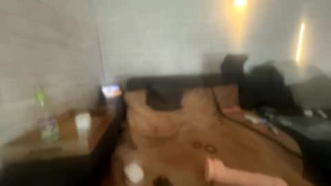 Snapshot of sascha27fire chatting on December 1, 11:37 am german bi firefighter online show from December 1, 11:37 am