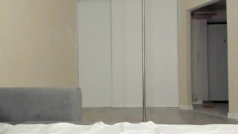 Snapshot of sasha_bell_ chatting on May 3, 6:36 pm Sasha online show from May 3, 6:36 pm