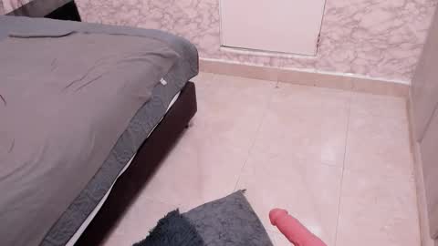 Snapshot of sasha_brownie_ chatting on November 24, 7:57 pm Sasha online show from November 24, 7:57 pm