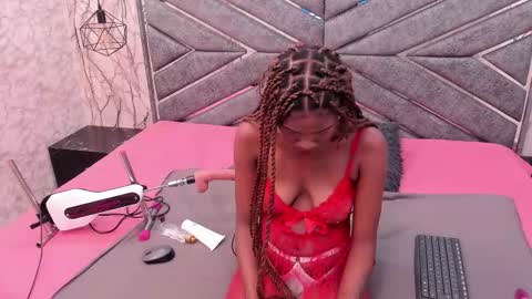 Snapshot of sasha_brownie_ chatting on November 30, 7:51 pm Sasha online show from November 30, 7:51 pm