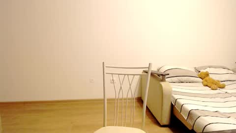 Snapshot of sasha_calvin chatting on December 17, 9:05 pm sasha_calvin online show from December 17, 9:05 pm