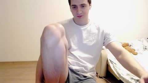 Snapshot of sasha_calvin chatting on January 17, 10:44 am sasha_calvin online show from January 17, 10:44 am
