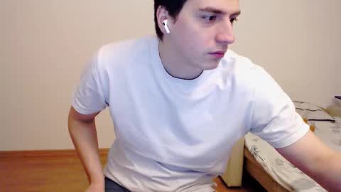 Snapshot of sasha_calvin chatting on February 3, 7:31 pm sasha_calvin online show from February 3, 7:31 pm