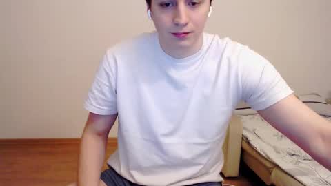 Snapshot of sasha_calvin chatting on February 5, 1:37 am sasha_calvin online show from February 5, 1:37 am