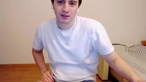 Snapshot of sasha_calvin chatting on February 21, 11:10 pm sasha_calvin online show from February 21, 11:10 pm