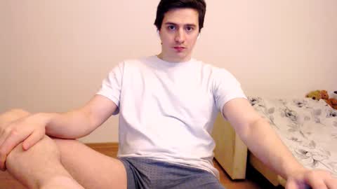 Snapshot of sasha_calvin chatting on March 6, 10:36 pm sasha_calvin online show from March 6, 10:36 pm