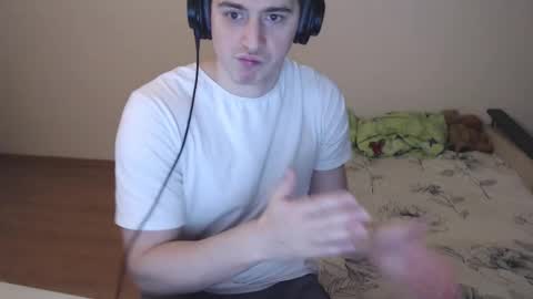 Snapshot of sasha_calvin chatting on October 8, 6:38 pm sasha_calvin online show from October 8, 6:38 pm