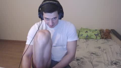 Snapshot of sasha_calvin chatting on October 15, 1:17 am sasha_calvin online show from October 15, 1:17 am