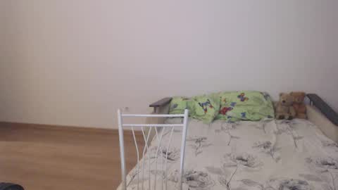 Snapshot of sasha_calvin chatting on October 21, 5:13 pm sasha_calvin online show from October 21, 5:13 pm