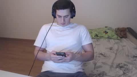 Snapshot of sasha_calvin chatting on October 31, 10:44 pm sasha_calvin online show from October 31, 10:44 pm