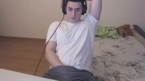 Snapshot of sasha_calvin chatting on November 21, 10:47 am sasha_calvin online show from November 21, 10:47 am