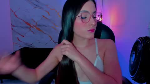 Snapshot of sasha_kendrick chatting on September 27, 10:59 pm Sasha online show from September 27, 10:59 pm