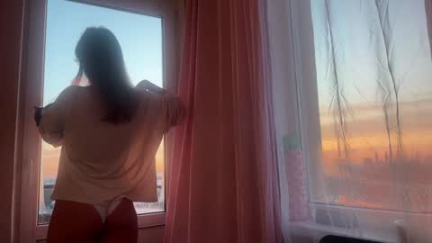 Alexandra Sasha in short online show from February 5, 6:24 am