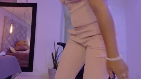 sasha_sinne online show from May 22, 10:54 am