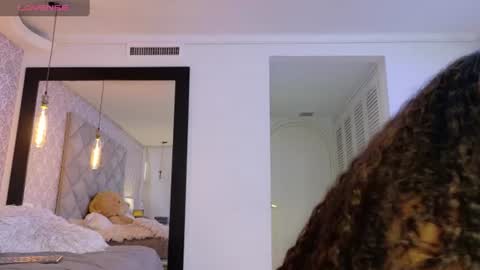 Snapshot of sasha_sinne chatting on July 10, 11:57 am sasha_sinne online show from July 10, 11:57 am