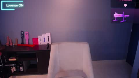 Snapshot of sashaharding1125 chatting on June 15, 8:00 pm andrea harding online show from June 15, 8:00 pm