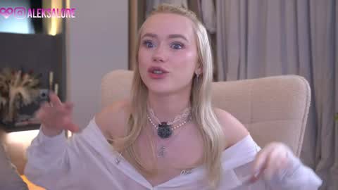 sashalore online show from April 18, 2:37 am