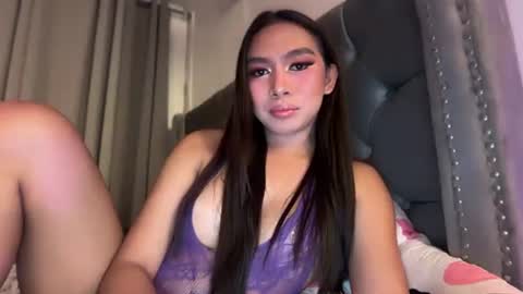 Snapshot of sashaswan69 chatting on November 7, 8:14 am Sasha online show from November 7, 8:14 am