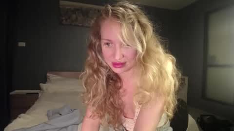 Sasha online show from March 18, 5:05 pm