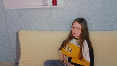 Sasha online show from April 1, 2:14 pm