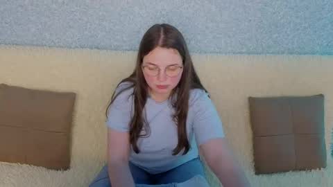 Sasha online show from April 15, 2:35 pm