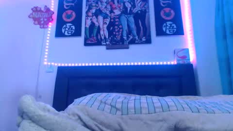 Snapshot of sashayscott chatting on January 12, 3:17 am Onlyfans nataliaclaus online show from January 12, 3:17 am