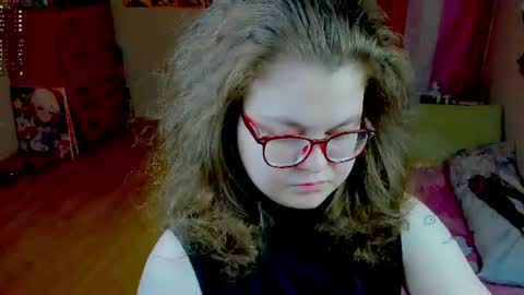 .Alexandra online show from June 19, 9:07 pm