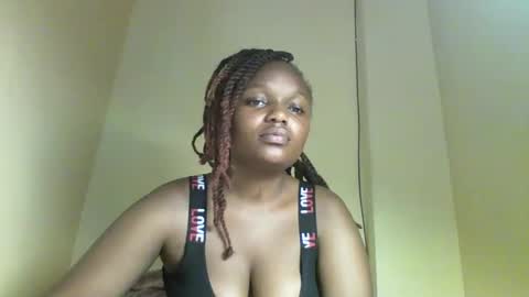 Sassy diva0 online show from April 5, 1:30 pm