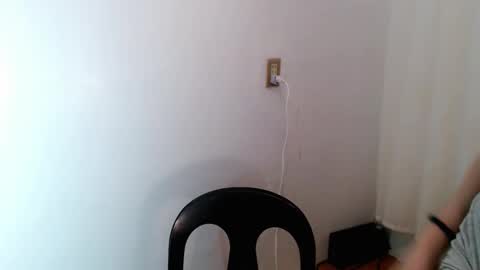 Snapshot of sassy_keath chatting on May 12, 3:31 pm Keath online show from May 12, 3:31 pm